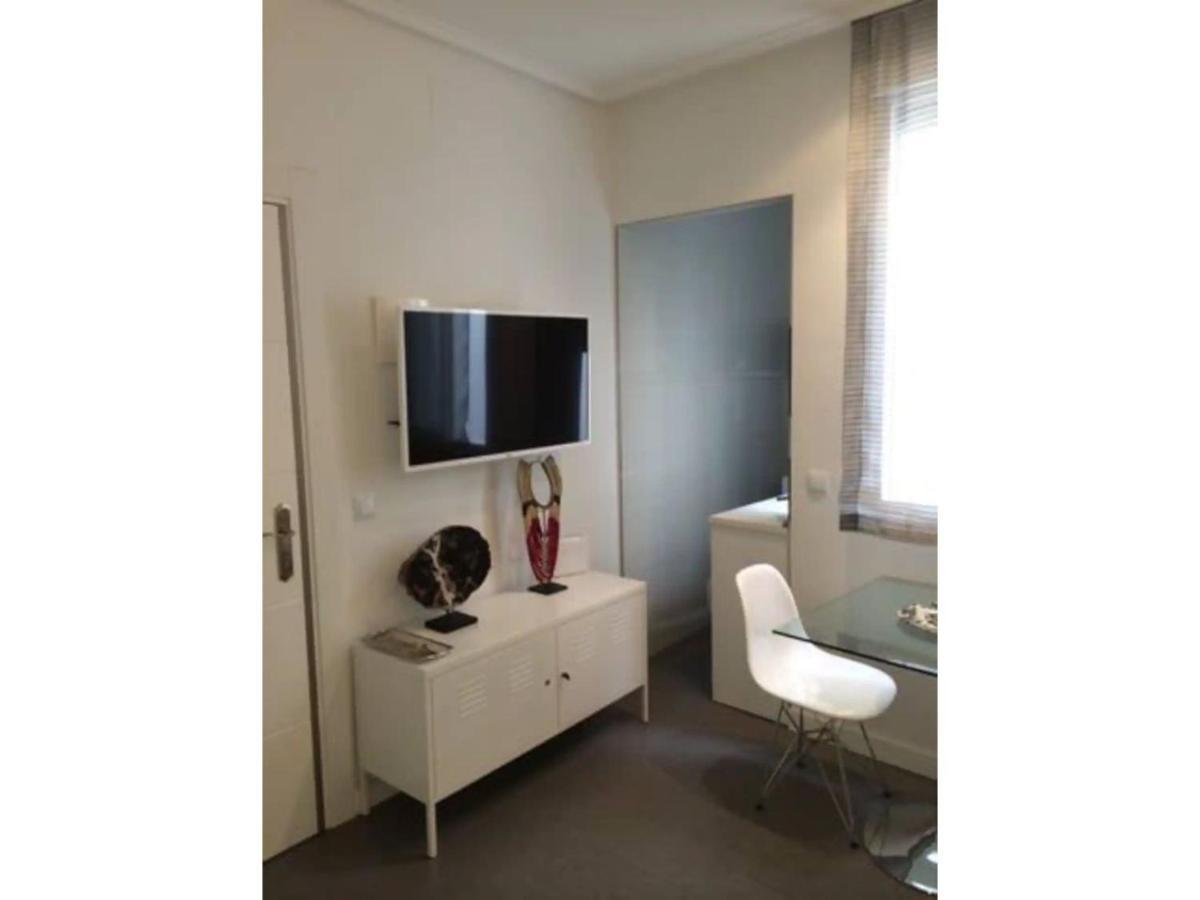 Apartamento Anton Martin II Madrid Bagian luar foto